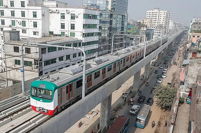 নাসার চন্দ্রযান অ্যাপোলো ১৩-র মহাকাশচারী জিম লোভেল মারা গেছেন